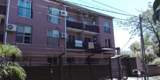 DEPARTAMENTO 3 AMB AL FRENTE CON BALCON Y COCHERA