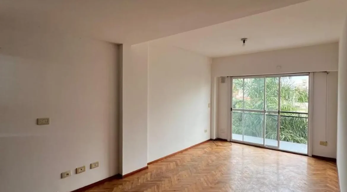 cb389c70-68af-4251-8238-f7f3da39a953_u_large